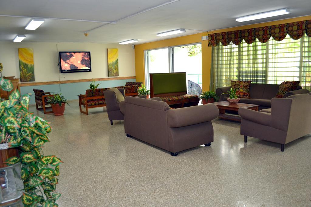 Hostal Universitario سان جيرمان المظهر الخارجي الصورة