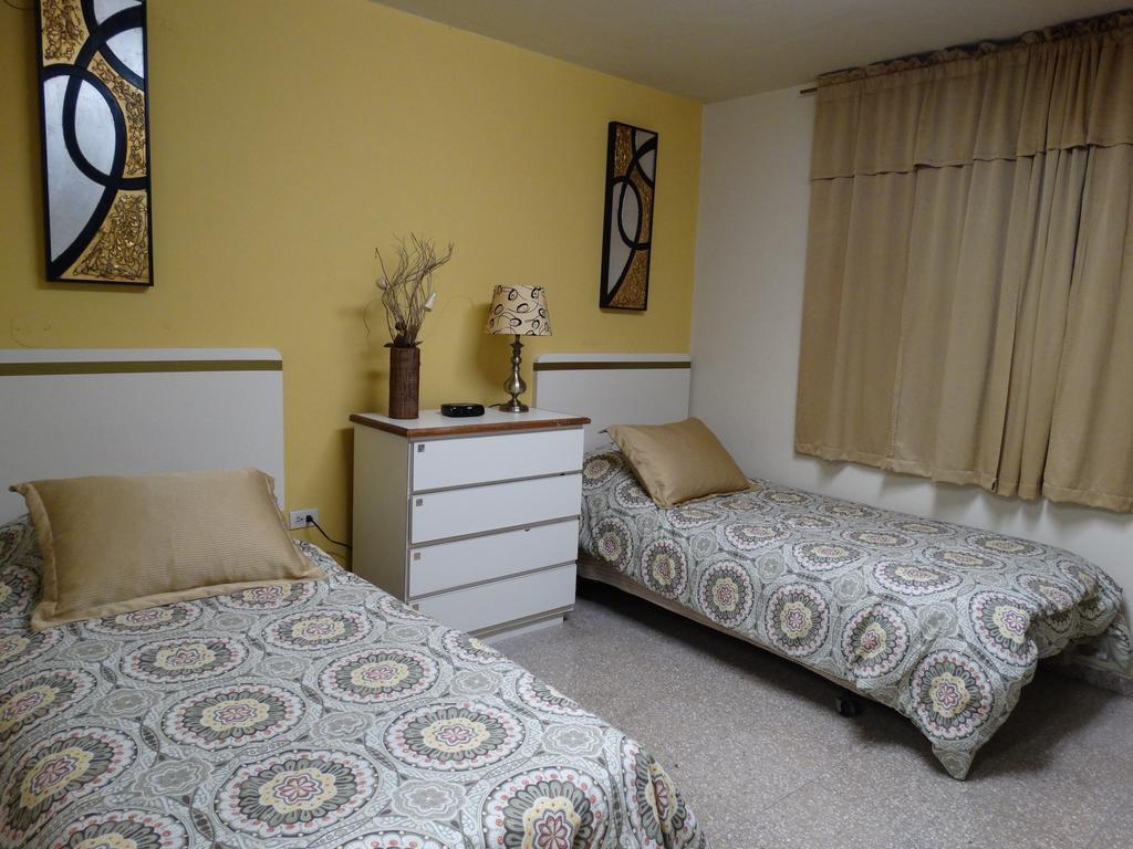 Hostal Universitario سان جيرمان المظهر الخارجي الصورة